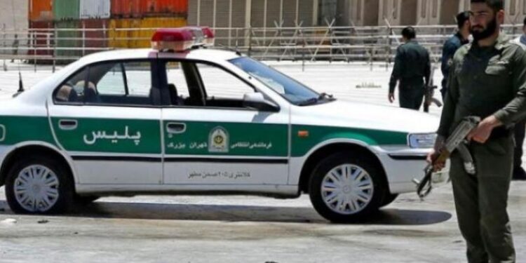 إيران  ..اعتقال شبكة “صهيونية” بحوزتها 43 قنبلة