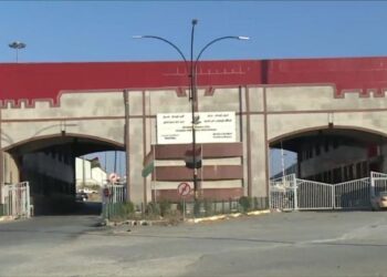 طهران تبلغ .. لا يمكن للمواطنين العراقيين الدخول بسياراتهم الشخصية لإيران