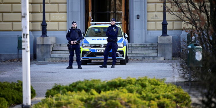 الشرطة السويدية تمنح الإذن لحرق نسخة من المصحف