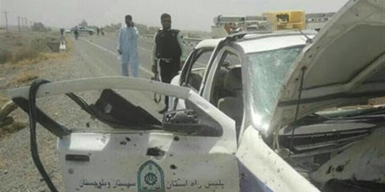 ايران .. مقتل 4 من الشرطة في جنوب شرقي البلاد