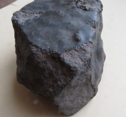 نيزك يغادر الأرض ثم يعود إليها مرة أخرى