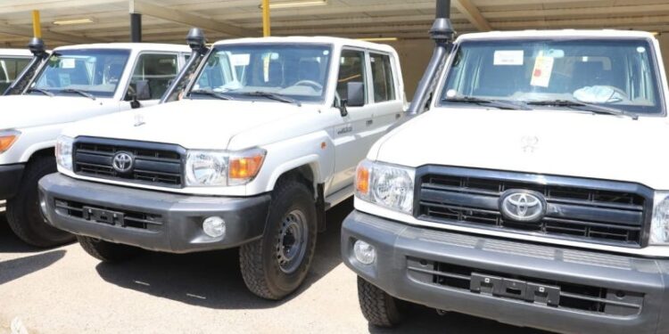 الداخلية تتسلم عجلات جديدة بينها تعمل بتقنية الهايبرد من شركة تويوتا اليابانية