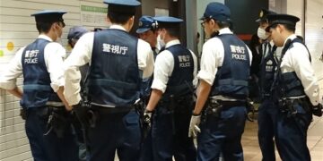 امرأة يابانية تجري أكثر من 2000 “مكالمة طوارئ كاذبة”
