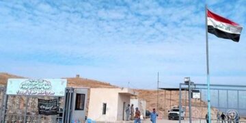 العراق يوافق على دخول الزوار “الباكستانيين والأفغانيين” إلى أراضيه عبر إيران