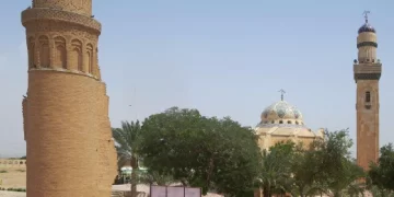 هدم جامع السرّاج ومئذنته التاريخية يثير حملة من الاستنكار