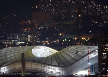 مرسيليا .. المسؤولون يرفضون وضع شعار “أولمبياد باريس 2024” أثناء مبارايات الأولمبياد على ملعب المدينة
