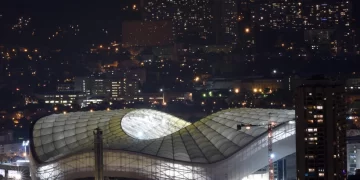 مرسيليا .. المسؤولون يرفضون وضع شعار “أولمبياد باريس 2024” أثناء مبارايات الأولمبياد على ملعب المدينة