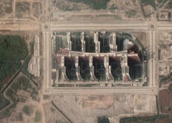 أكبر مبنى للمكاتب بالعالم أضخم من البنتاغون ,,, مساحته 659 ألف متر