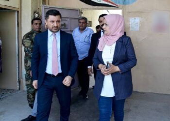 فيديو: وزير العدل يوجه بإعفاء معاوني مدير السجن و مدير الشؤون الداخلية وإحالتهم الى التحقيق