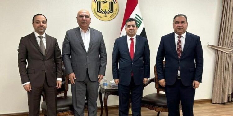 الصحة والبيئة النيابية تشارك في اجتماع الأمن القومي للتغير المناخي