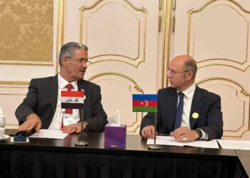 وزير النفط يلتقي وزير الطاقة الاذربيجاني
