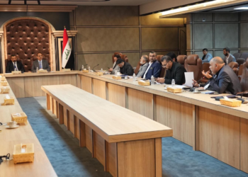 اجتماع نيابي مغلق مع محافظ البنك المركزي