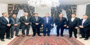 حكومة البصرة تبحث مع محافظة شيراز الايرانية التعاون المشترك
