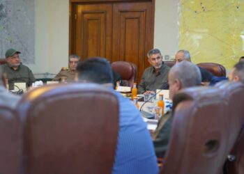 قادة الحشد يعقدون اجتماعا لتهيئة الخطة الأمنية والخدمية لزوار الإمام الحسين (عليه السلام)