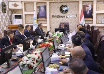 وزير الداخلية يترأس اجتماعاً لمناقشة اجراءات في “توحيد الجهد الأمني والاستخباري لمكافحة المخدرات”