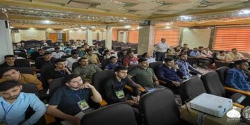 العتبة الحسينية تطلق برنامجا لتعليــم اللغــــات