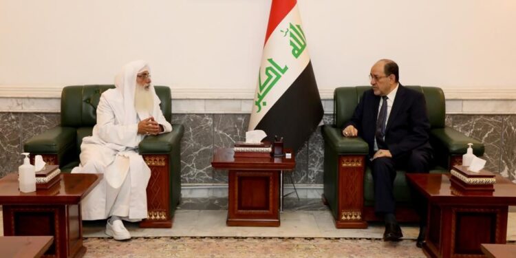 المالكي يستقبل رئيس طائفة الصابئة المندائيين
