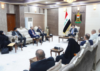 السوداني يلتقي في محافظة المثنى عدداً من نوّابها