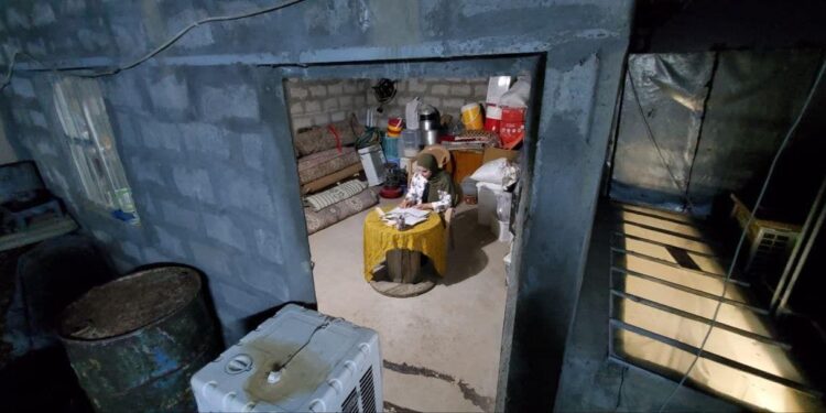 بالصور بيت “الطالبة الأولى” على مستوى الإقليم في الصف الـ12 الاعدادي