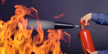 أفضل الطرق لإخمـــاد الحريق في المنزل