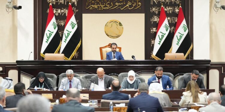 البرلمان يرفع جلسته بعد إنهاء القراءة الأولى لـــ7 مشاريع قوانين