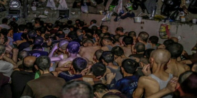 قانون العفو العام جزء من خطة معالجة اكتظاظ أماكن الاحتجاز