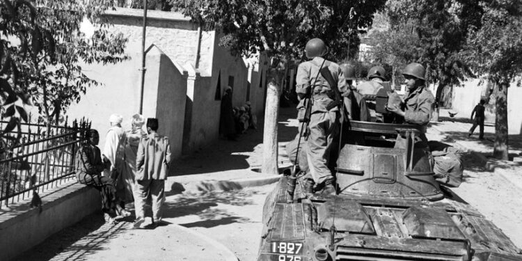 فرنسا تفتــح ملفات القاصرين بحرب الجزائر… باستثناءات “الحياة الجنسية والسلامة”