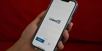جاسوس صيني يستهدف “عقول بريطانيا”