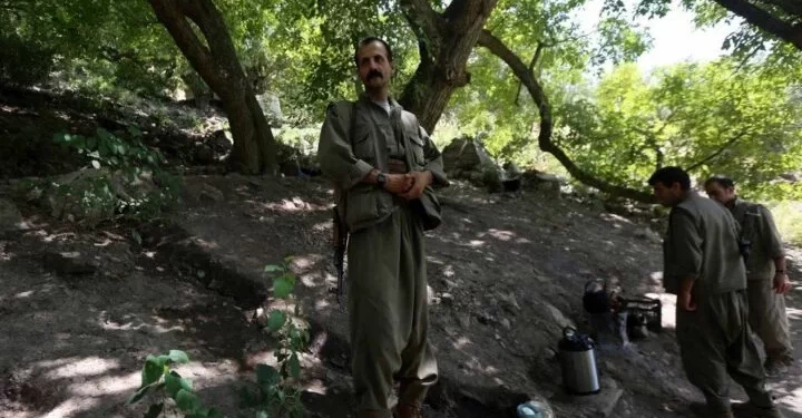 تفاصيل الاتفاق الأمني بين (بغداد وطهران) حول المعارضة الكردية الإيرانية