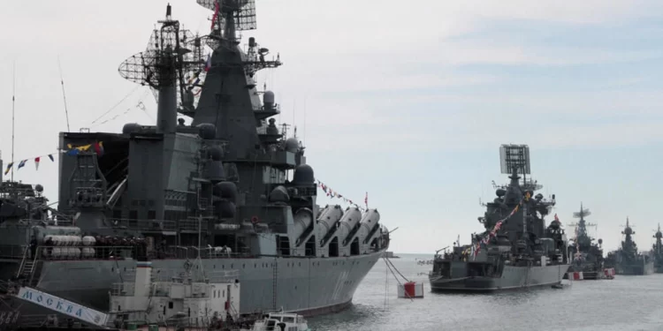 مسيرات أوكرانية تصيب ناقلة نفط روسية