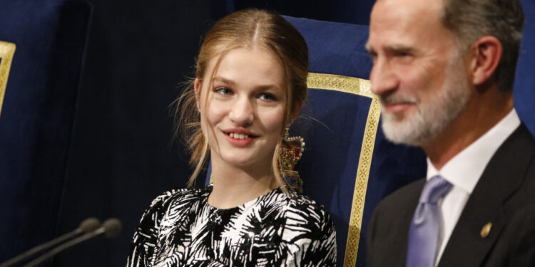 وريثة عرش إسبانيا تلتــحق بالخدمة العسكرية