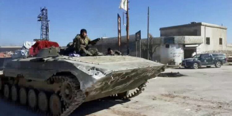 سوريا .. ارتفاع عدد قتلى الجيش إلى 33 عنصراً … “هجوم داعش الأعنف هذا العام”