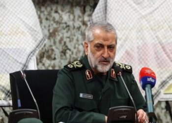 ايران .. على الطامعين بالجزر الثلاث أن يروا جانبا من سلاحنا