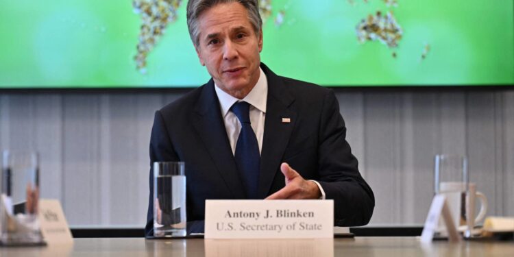 وزير الخارجية الأميركي يبحث مع نظيره التركي مبادرة “حبوب البحر الأسود”