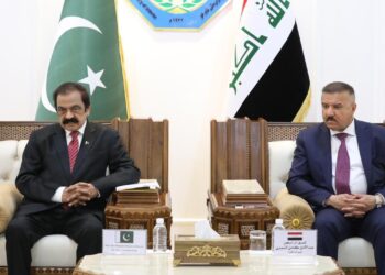 وزير الداخلية يستقبل نظيره الباكستاني
