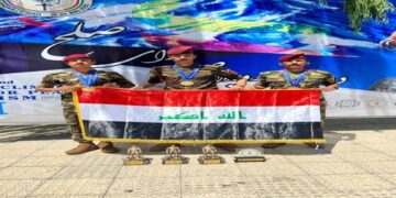 الدفاع تكرم أبطال فرقة القوات الخاصة العراقية بعد حصولهم على (المركز الأول في بطولة التسلق الجبلية)