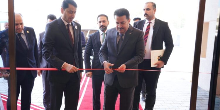 السوداني يفتتح مركز البيانات الوطني في الأمانة العامة لمجلس الوزراء