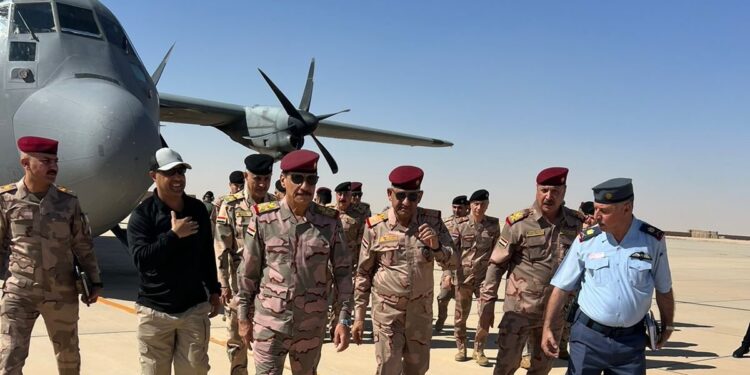 وفد أمني عراقي رفيع يصل قاعدة عين الأسد