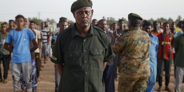 السودان .. الاشتباكات متواصلة .. وقوى سياسية تجتمع في أديس أبابا الاثنين