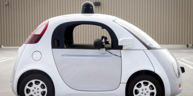 علم على الأرض حلم في السماء … “السيارة الطائرة”