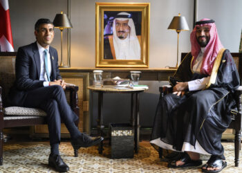 اتفاق على الاجتماع قريبا بيــن “رئيس حكومة بريطانيا وولي العهد السعودي”