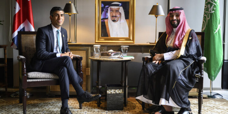 اتفاق على الاجتماع قريبا بيــن “رئيس حكومة بريطانيا وولي العهد السعودي”