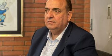 يوم الشباب نظرية (الاستكان والخاشوكة)