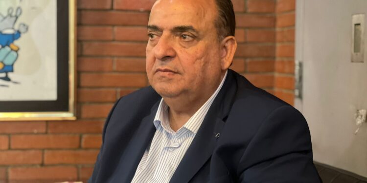 يوم الشباب نظرية (الاستكان والخاشوكة)