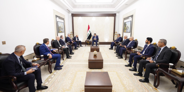 السوداني يلتقي وزير التجارة التركي وعدداً من رجال الأعمال الأتراك