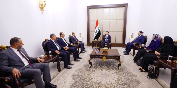 السوداني يستقبل أعضاء كتلة دولة القانون النيابية