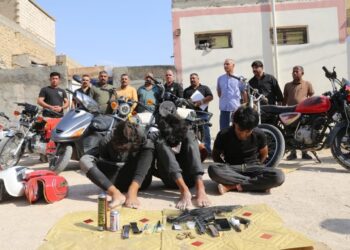 النجف .. القبض على عصابة تمتهن تجارة المخدرات وسرقة الدراجات النارية