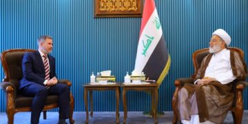 همام حمودي يلتقي السفير الكندي