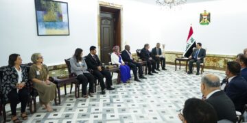 السوداني يستقبل وفد منظمة التربية الدولية