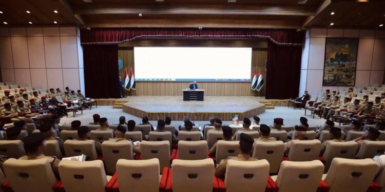 وزير الداخلية يوجه بالاهتمام بالحدود العراقية ودعمها مادياً